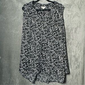 Terra & Sky 3X Shirt Top Black Floral Flower Sleeveless V Neck Button Up Knit